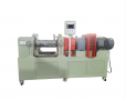 如何選擇生產(chǎn)型開煉機(jī)？